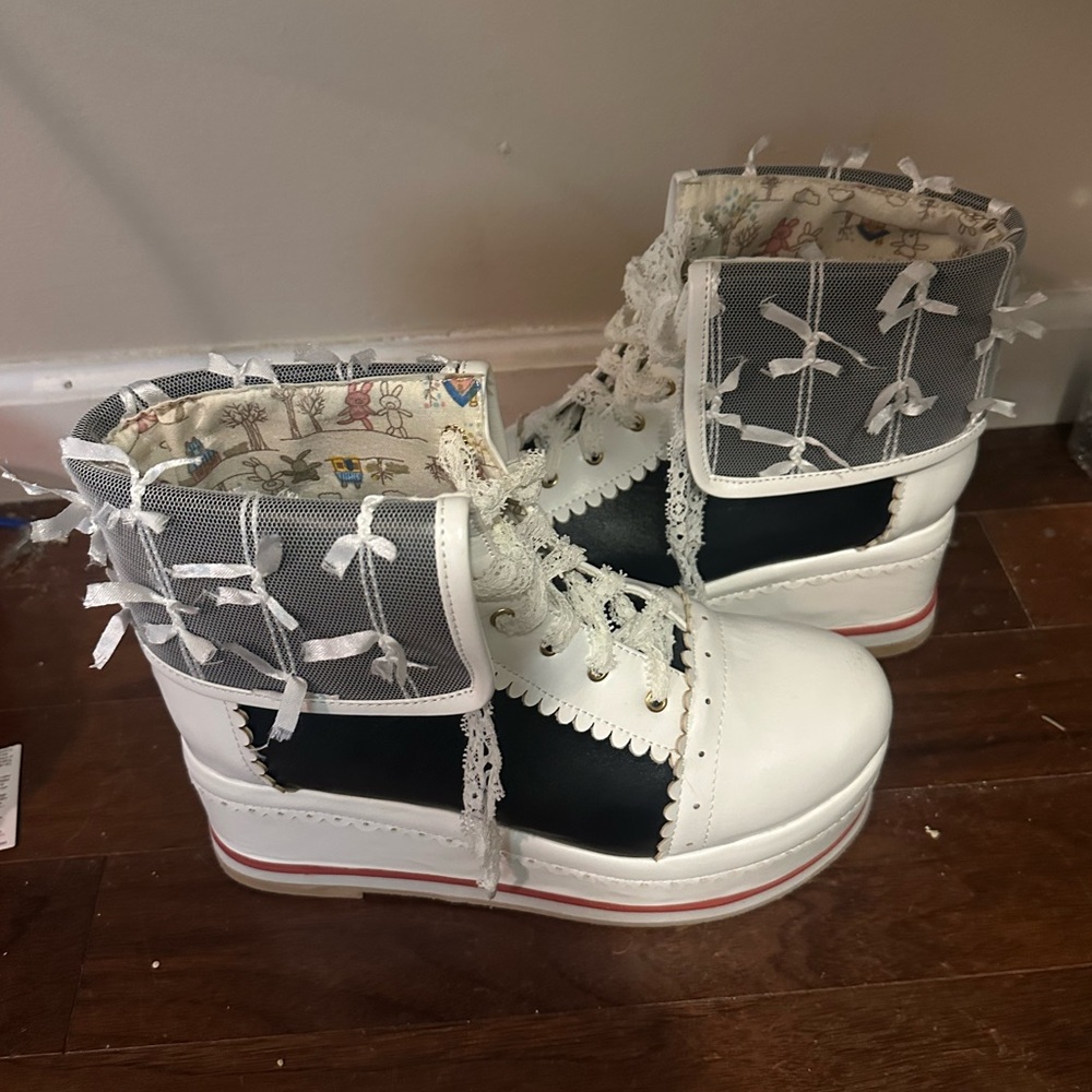 Super cute Platform shoes